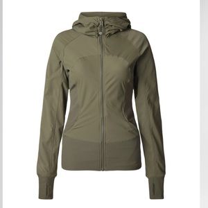Lululemon In Flux Olive Green Jacket size 6